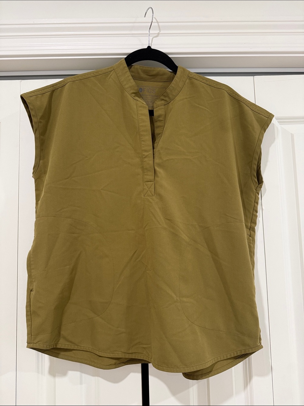 Women’s FIGS Martini Olive Rafaela Scrub Top